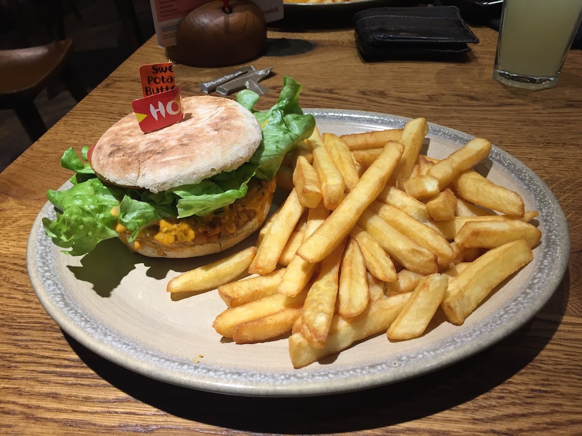 Nando's Greenwich - Cutty Sark-9